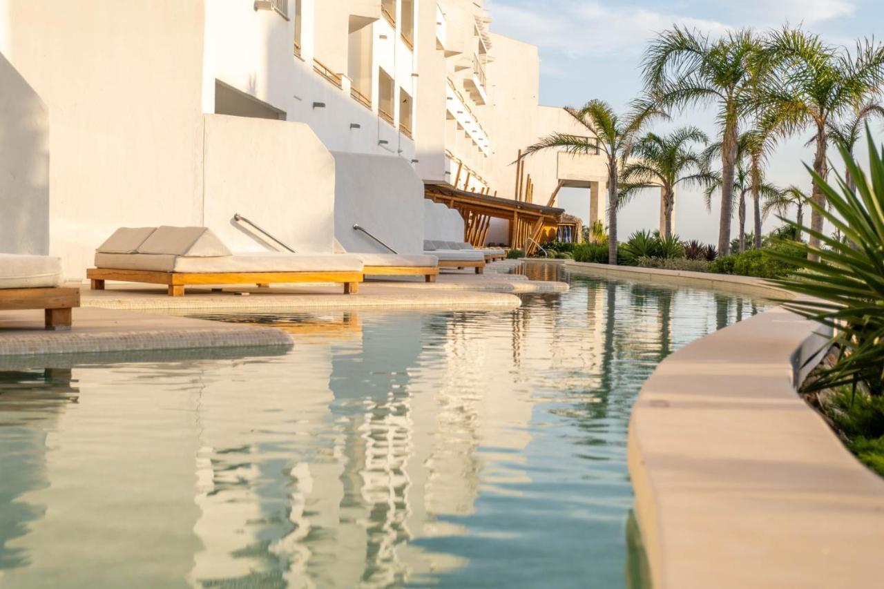 Zahara Beach & Spa By Qhotels - Adults Recommended 萨阿拉德洛斯阿图内斯 外观 照片
