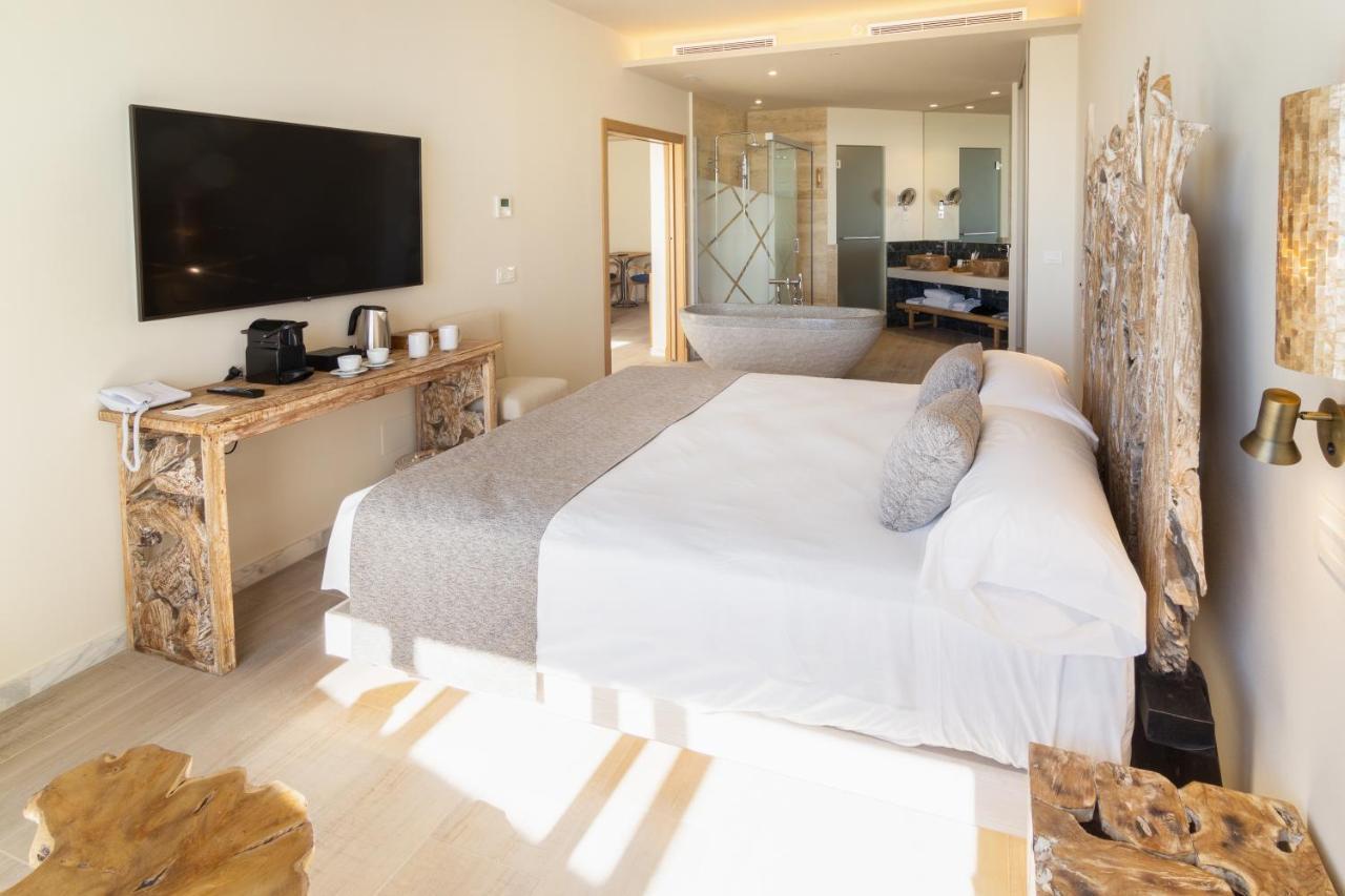 Zahara Beach & Spa By Qhotels - Adults Recommended 萨阿拉德洛斯阿图内斯 外观 照片 Deluxe room
