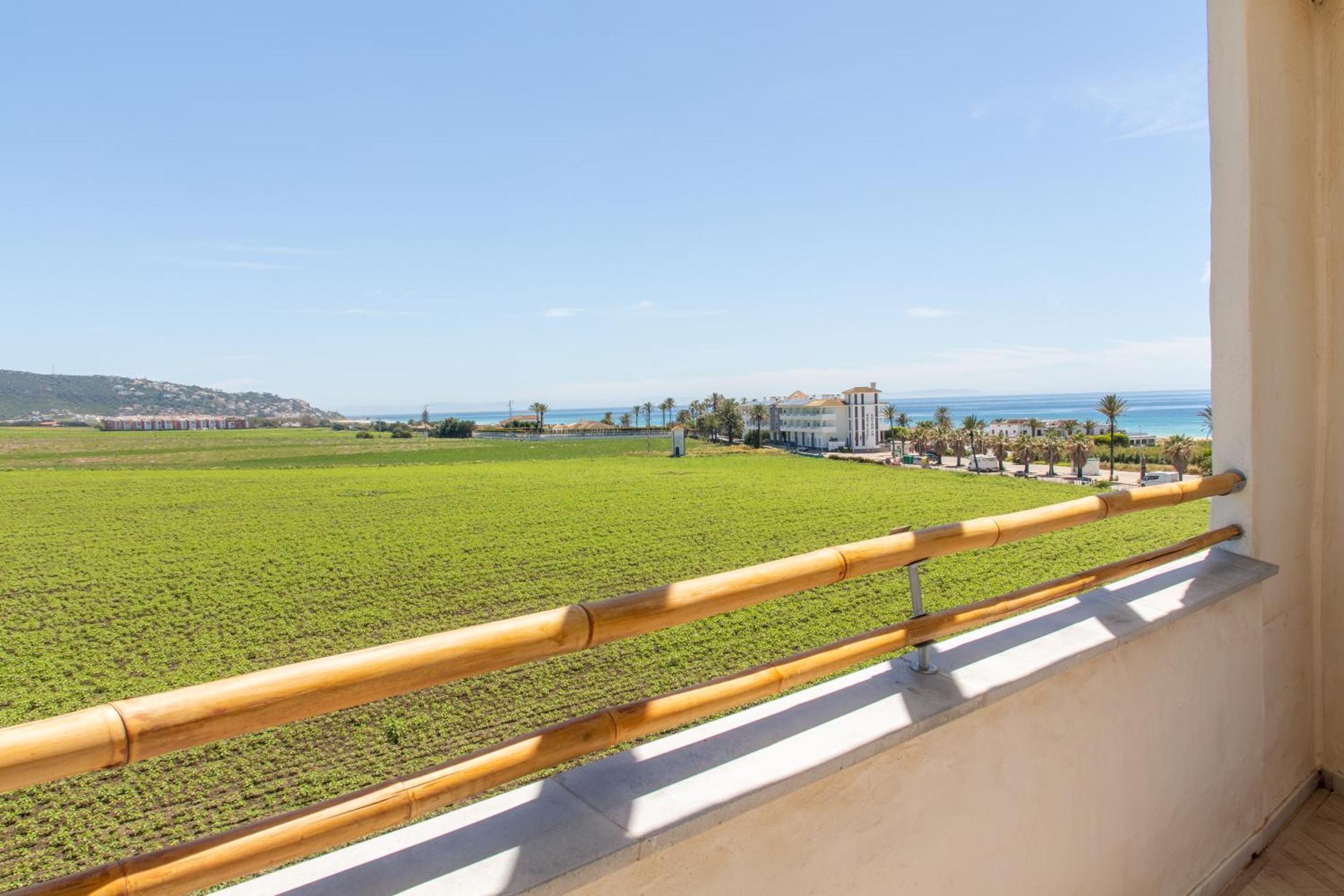Zahara Beach & Spa By Qhotels - Adults Recommended 萨阿拉德洛斯阿图内斯 外观 照片 View of the sea from the hotel